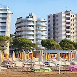 Bright Sea View *